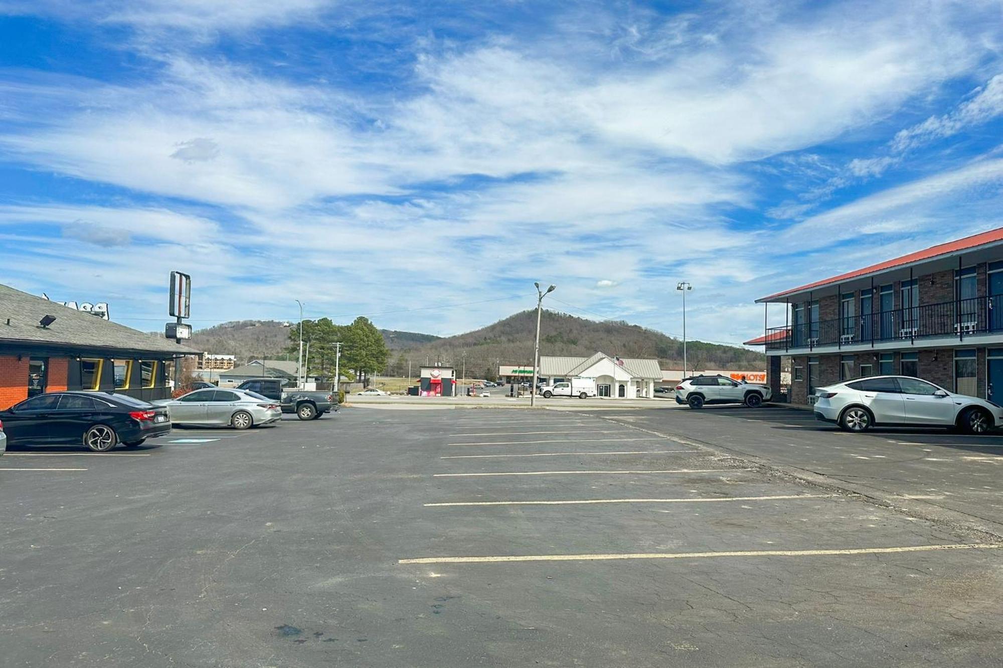 Regal Inn Guntersville By Oyo Hwy 431 Zewnętrze zdjęcie